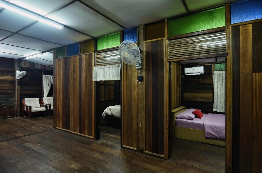 Oyo Home 90745 Desa Balqis Beach Resort Malacca Exterior foto